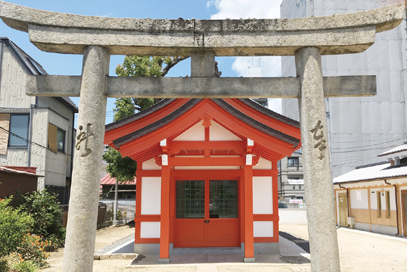 道後稲荷神社の正面